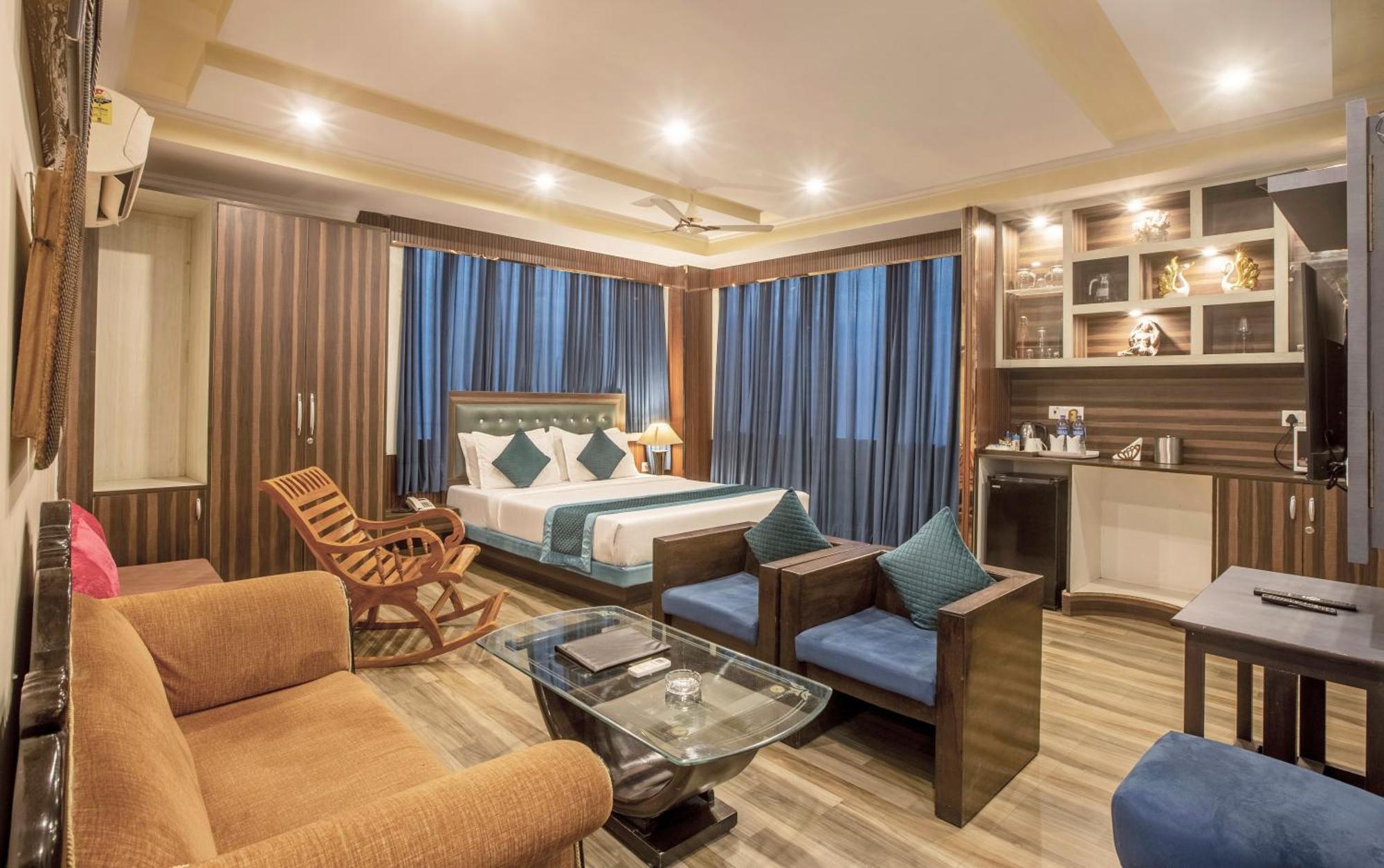 Hotel Castle Blue Neu-Delhi Exterior foto