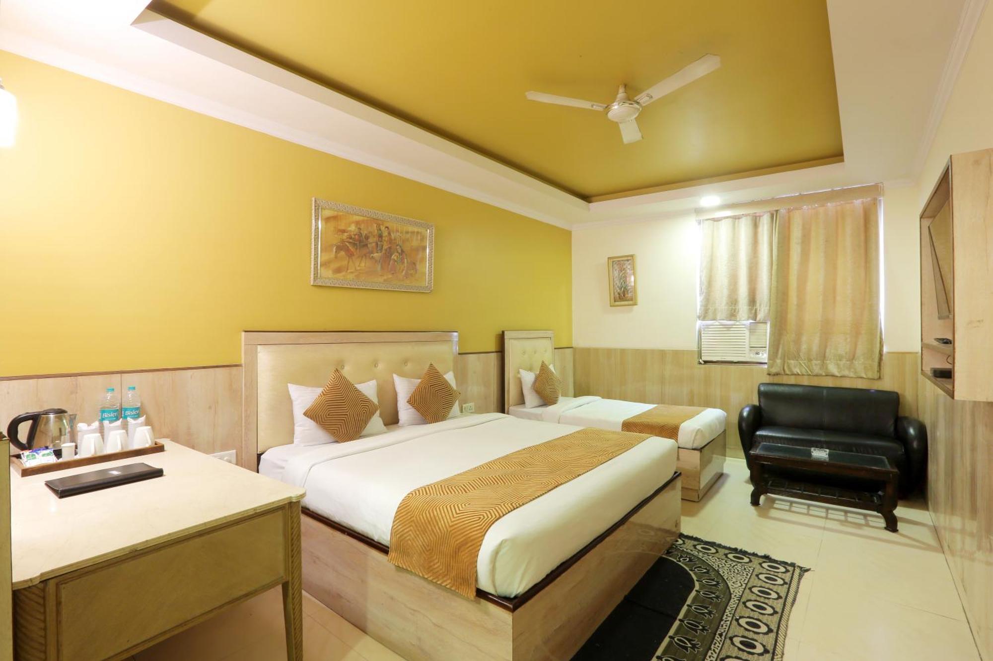 Hotel Castle Blue Neu-Delhi Exterior foto